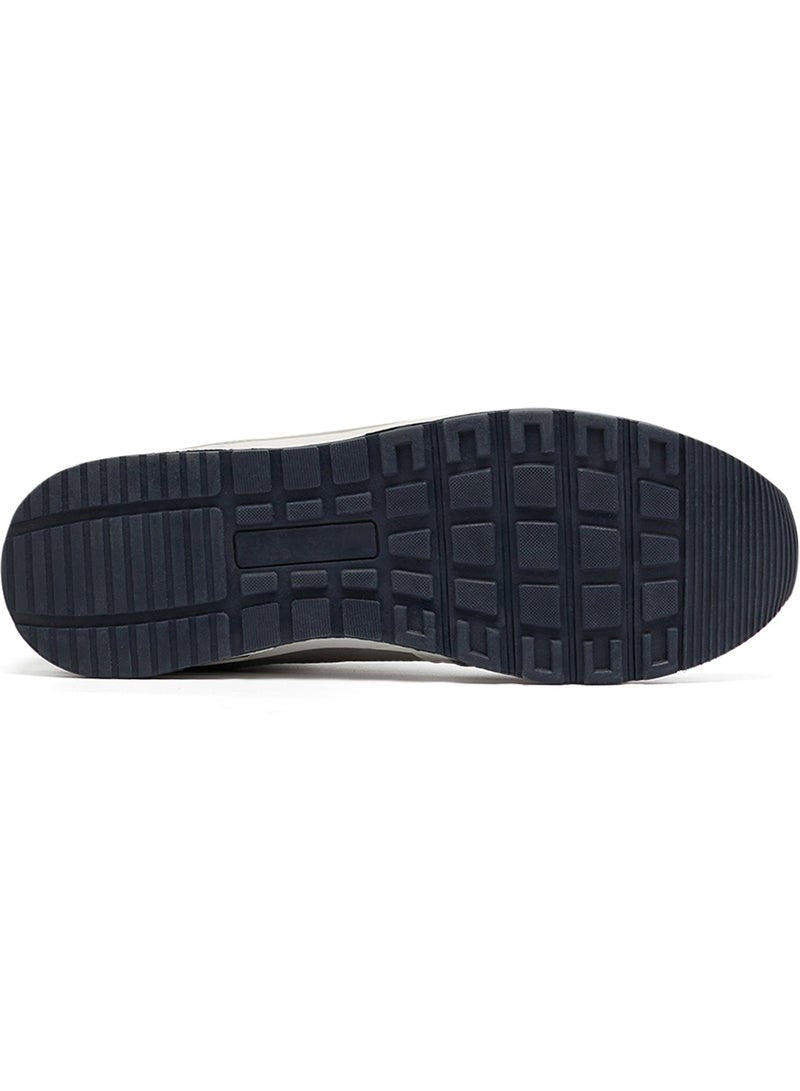 Men's Low-Top Sneakers - Bold Rugged Style with Durable Sole for Outdoor Wear