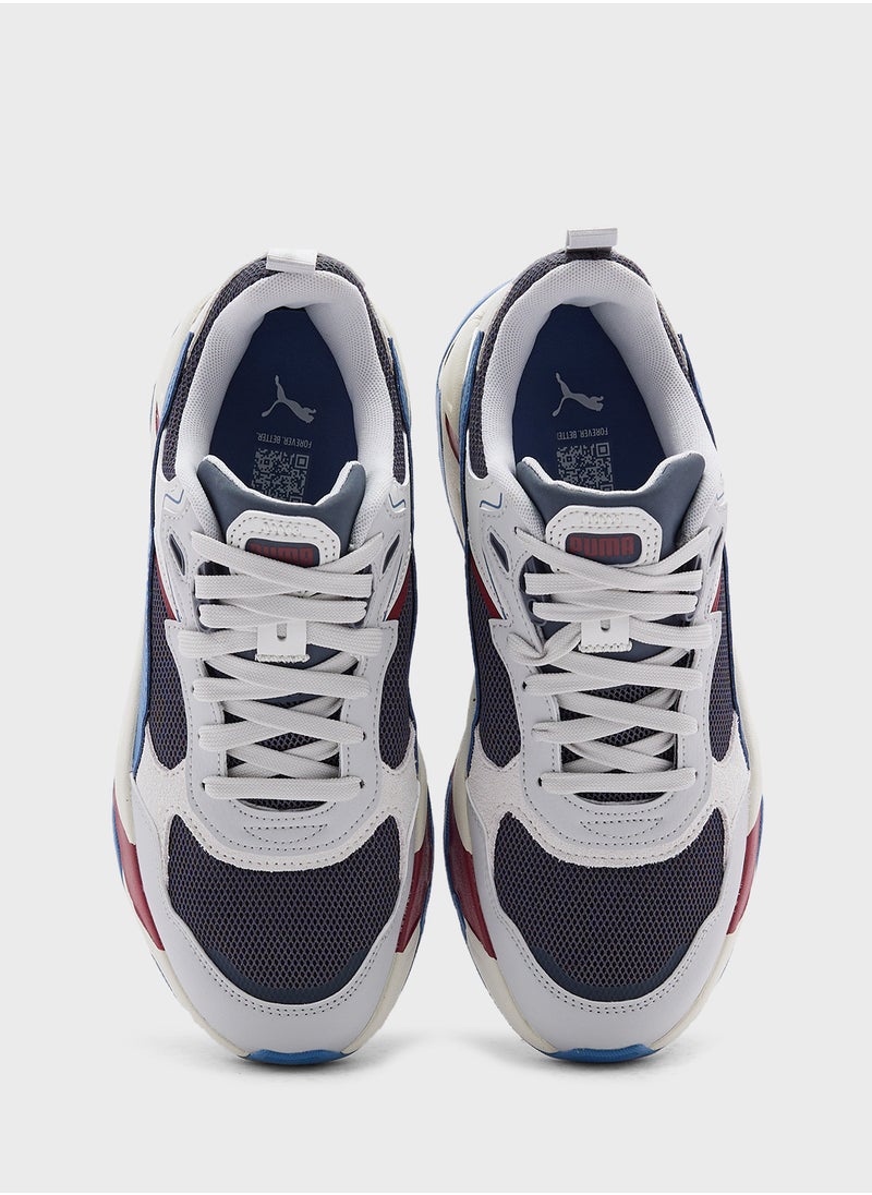 Trinity Sneakers