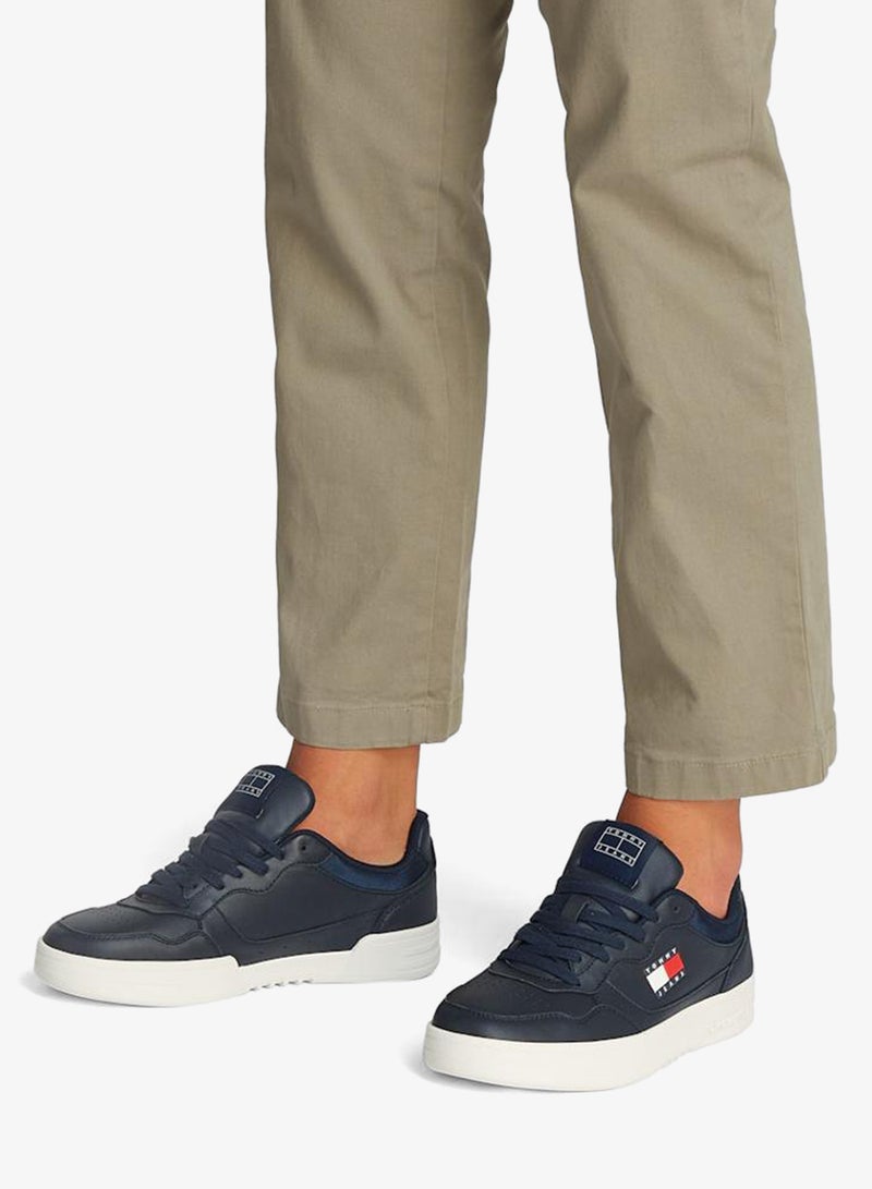 ESSENTIAL LEATHER LOW TRAINERS