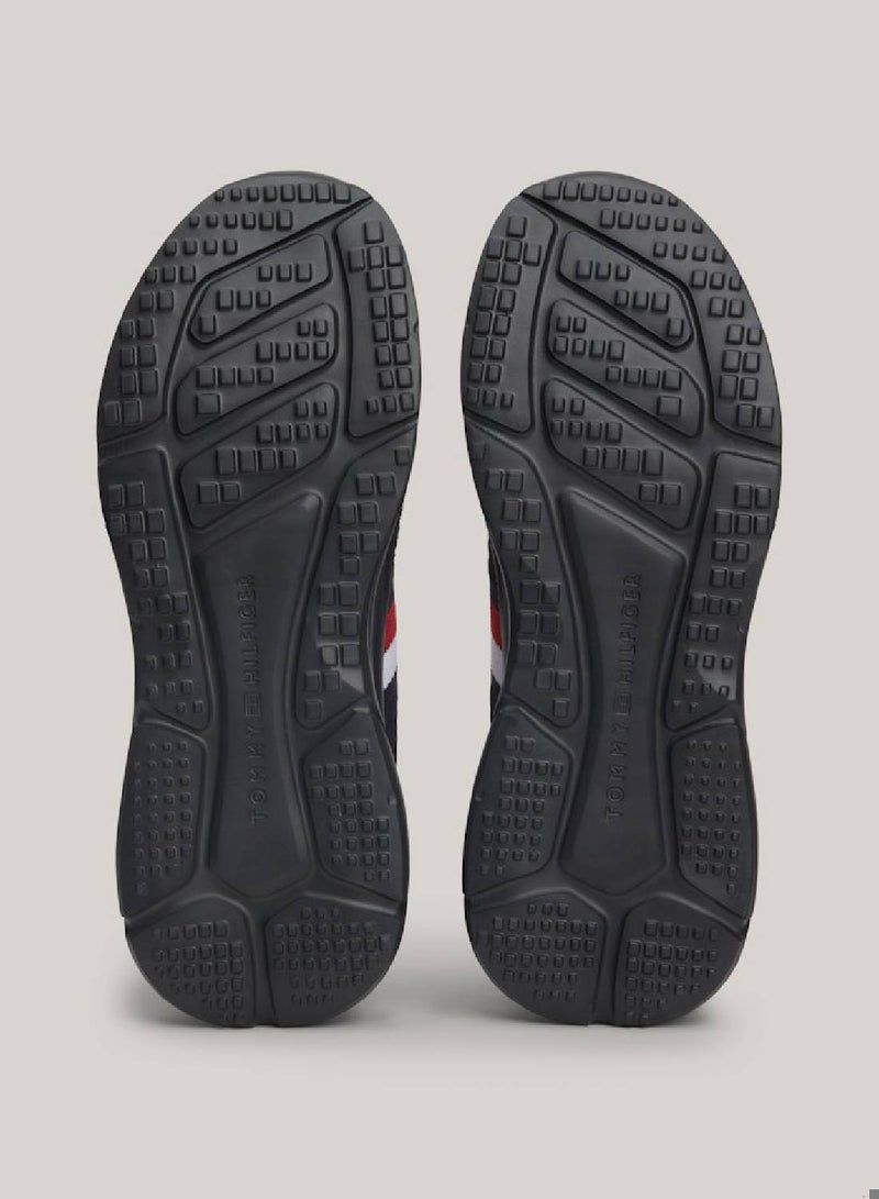 Th Modern Essential Cleat Runner Sneakers