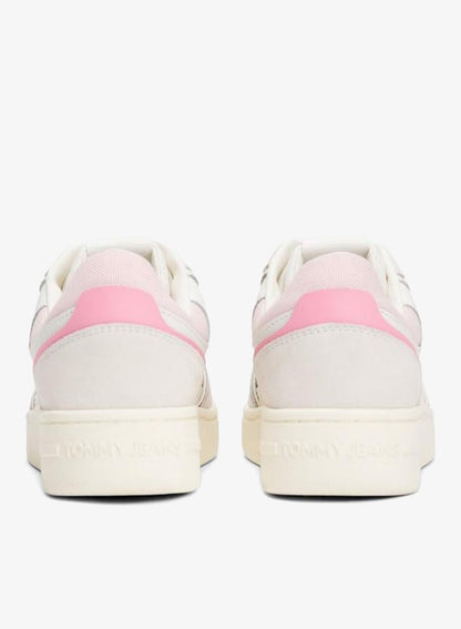 Retro Basket Low Top Sneakers