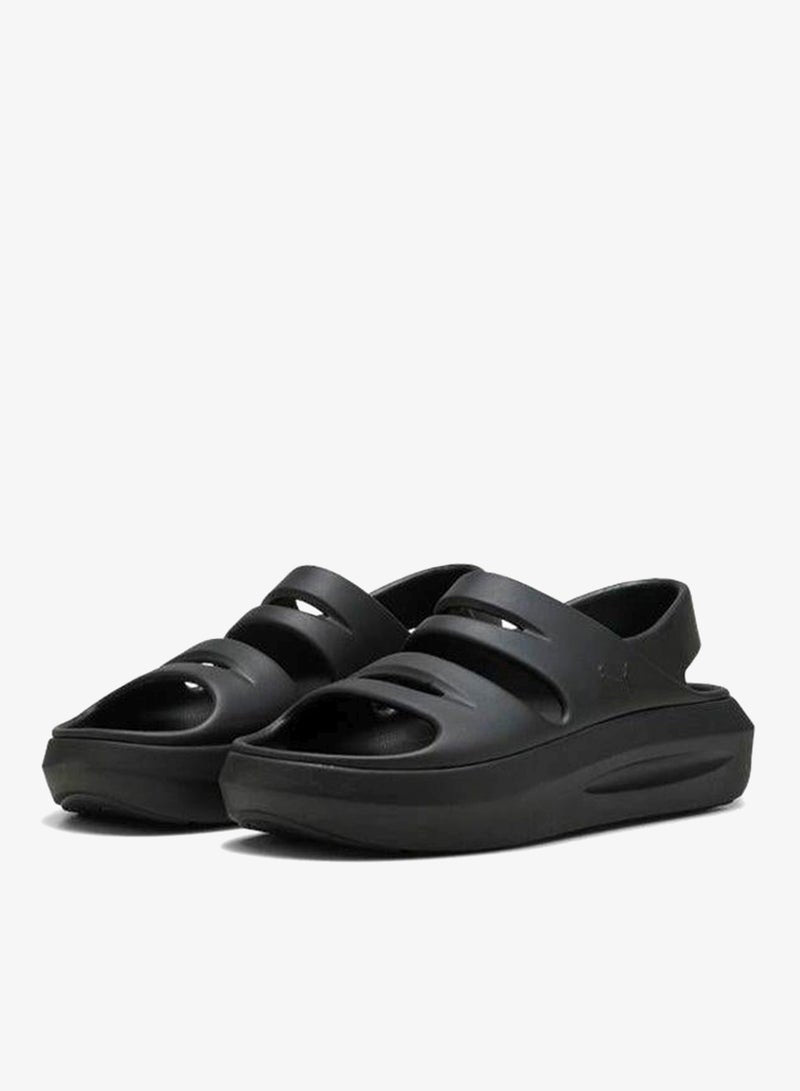 Flatter Sandal