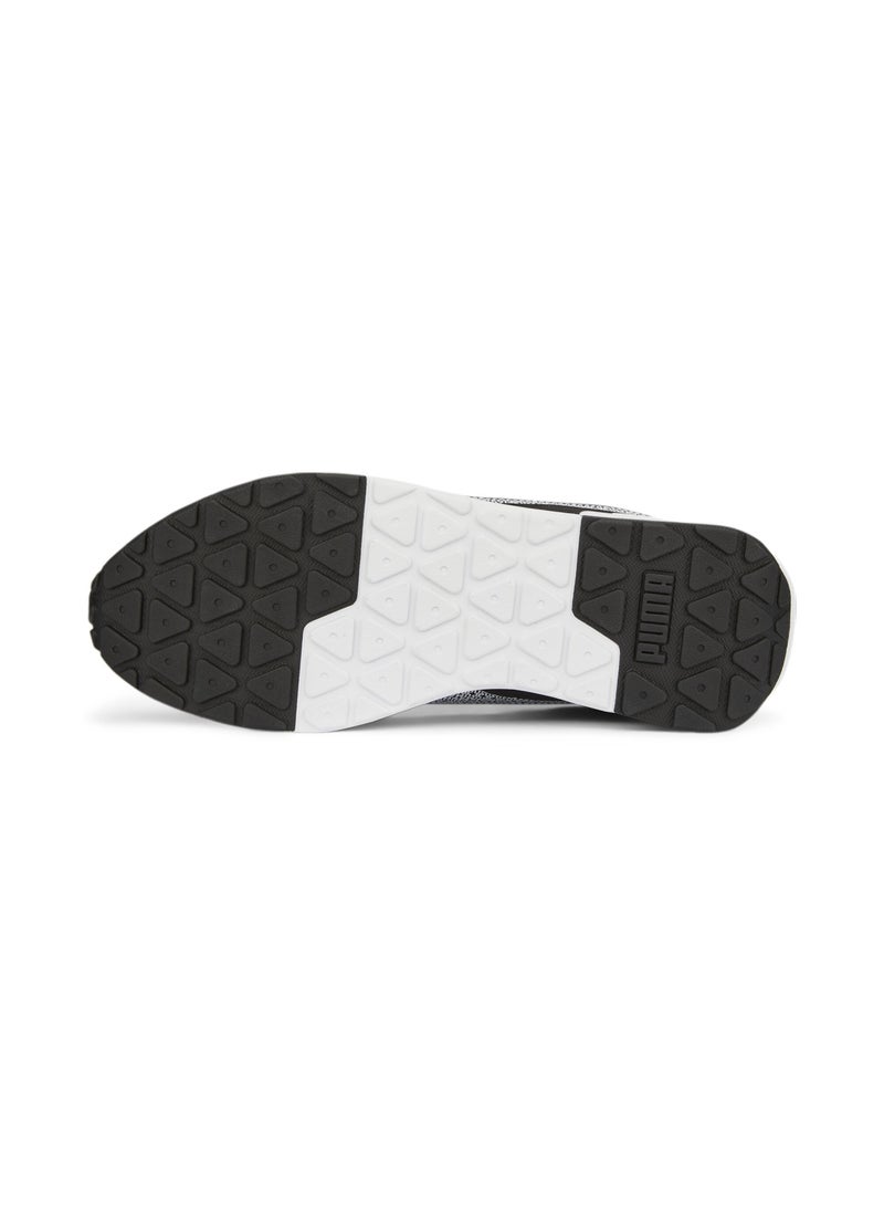 R22 Mono Mens Black Sneakers