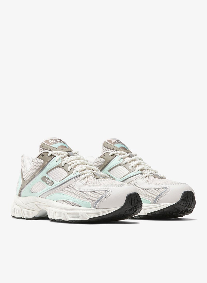 Rbk Premier Trinity