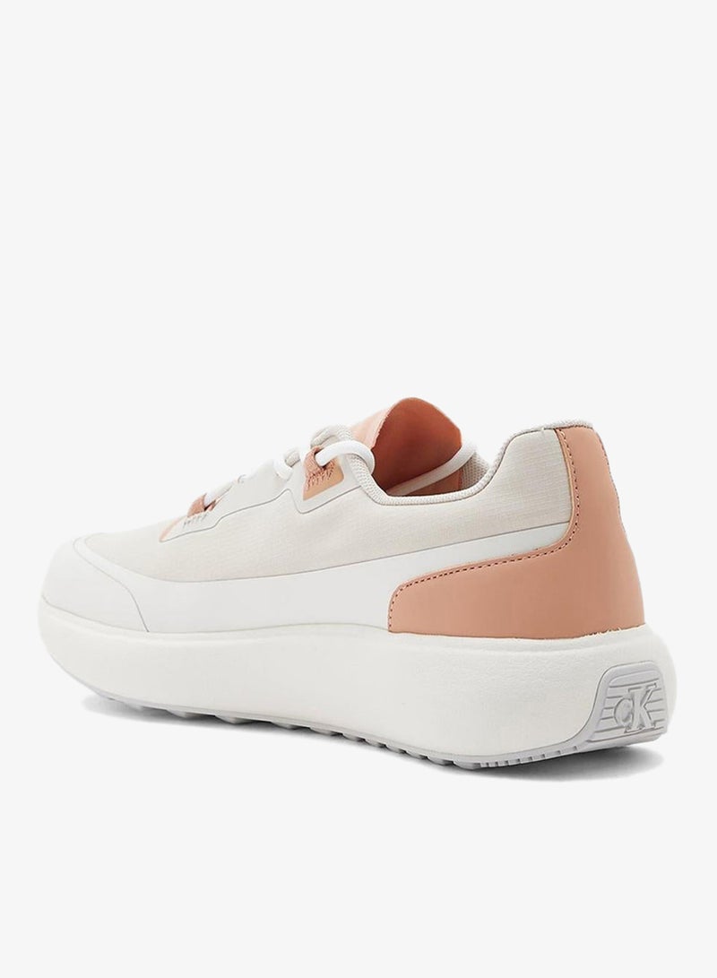 Causal Low Top Sneaker