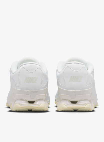 W NIKE REAX 8 TR MESH
