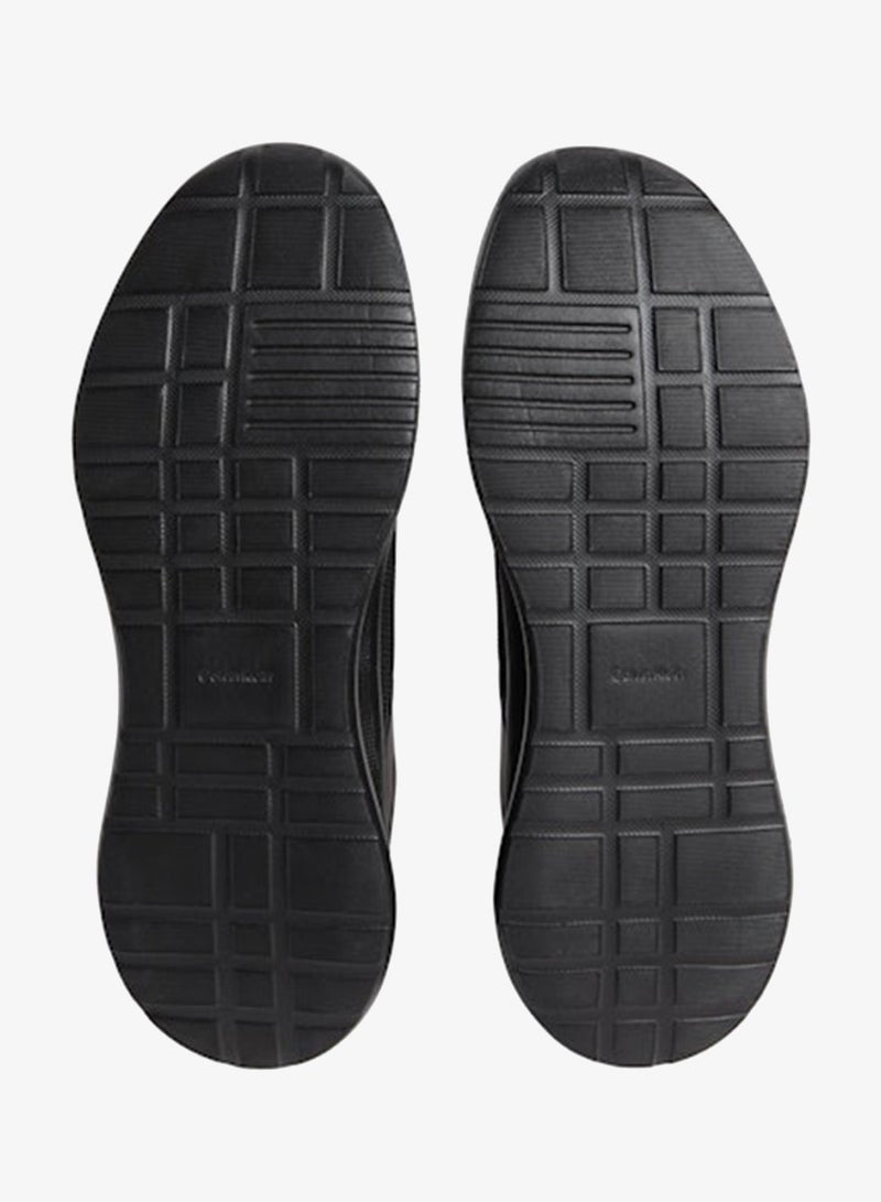 Lightweight Runner Sock-Fit Trainers