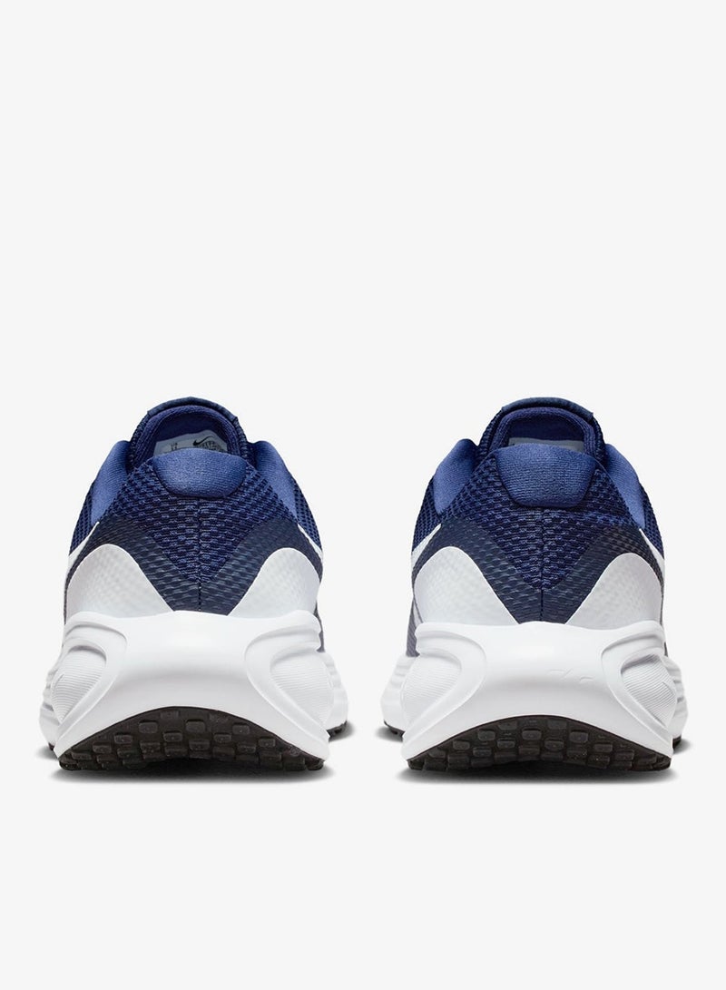 NIKE REVOLUTION 8