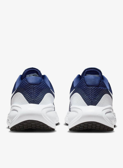 NIKE REVOLUTION 8