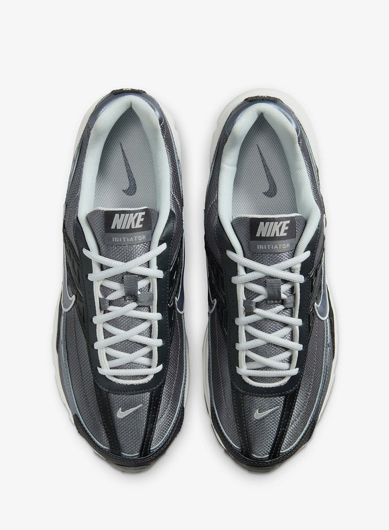 NIKE INITIATOR SC