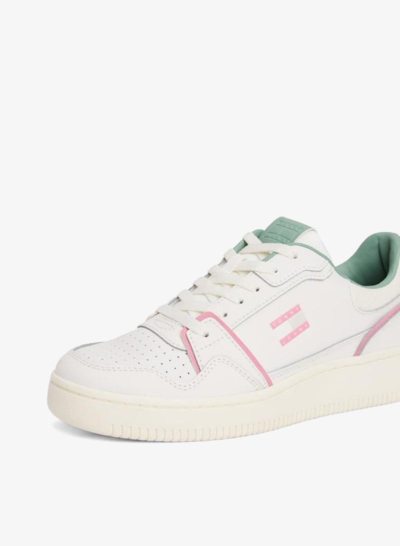 Retro Basket Sneaker