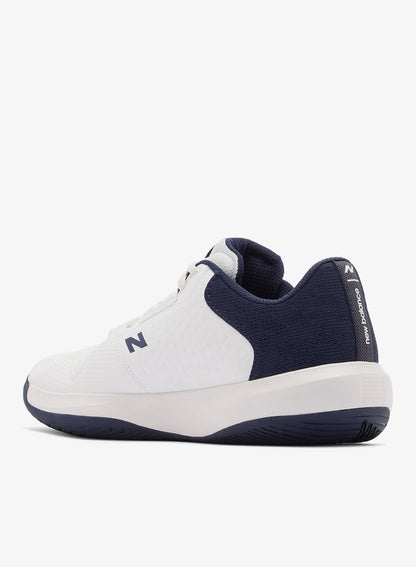 696 Sports Shoes