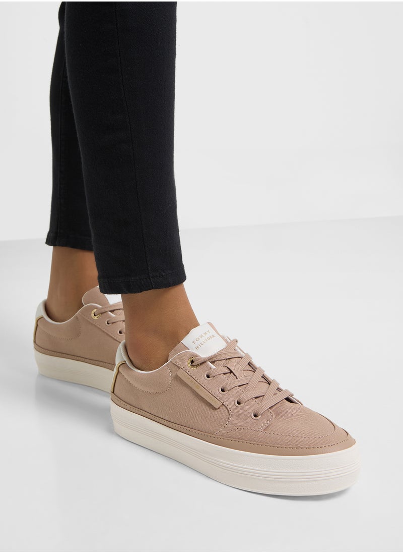Logo Detail Lace Up Low Top Sneakers