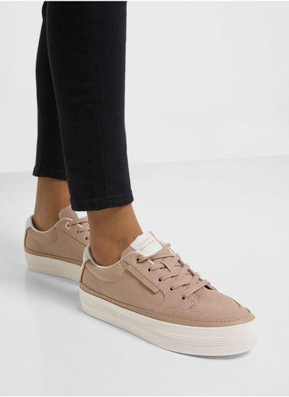 Logo Detail Lace Up Low Top Sneakers