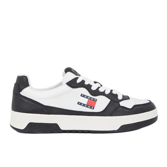 ESSENTIAL LEATHER LOW TRAINERS