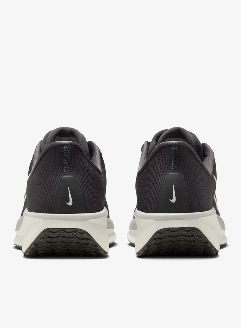 Nike Quest 6