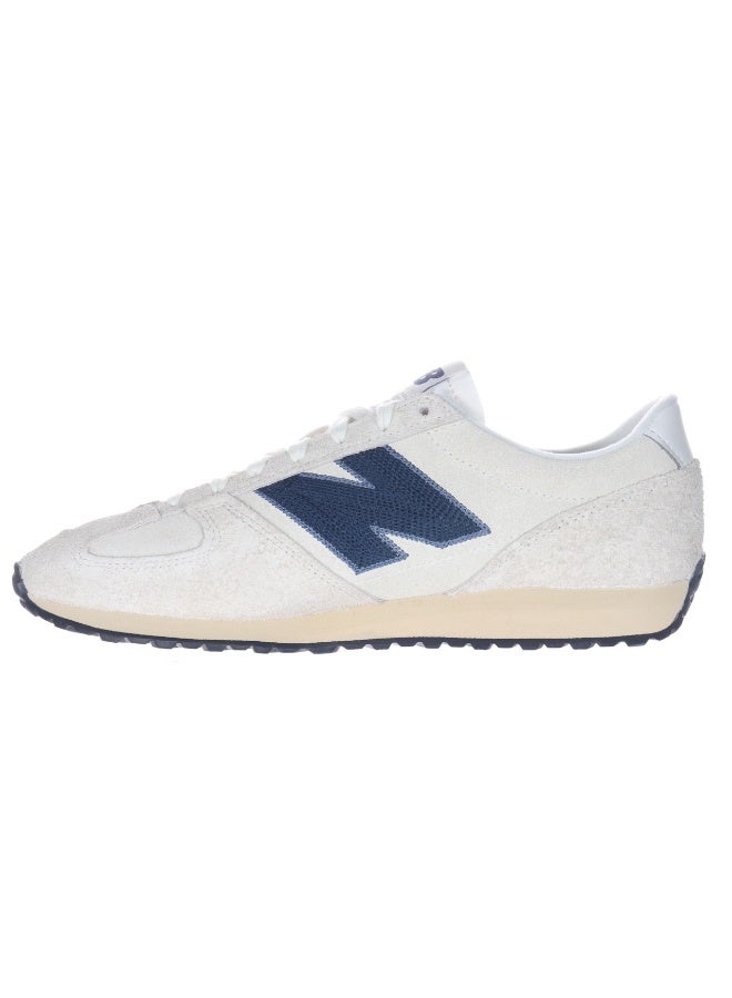 New Balance Grey (020) Black Training Shoes - Unisex