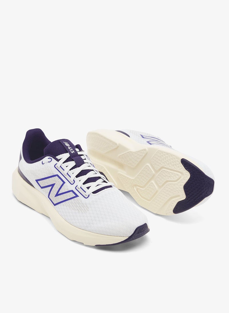 413  Sports Shoes