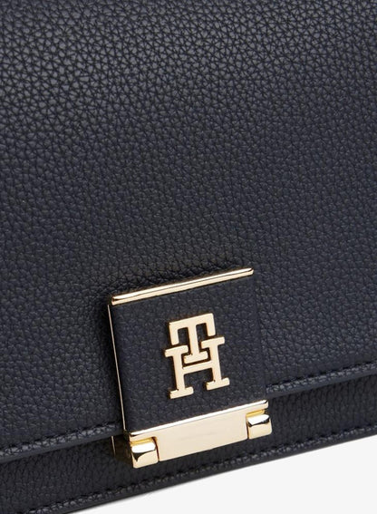 Her Medium Shoulder Bag