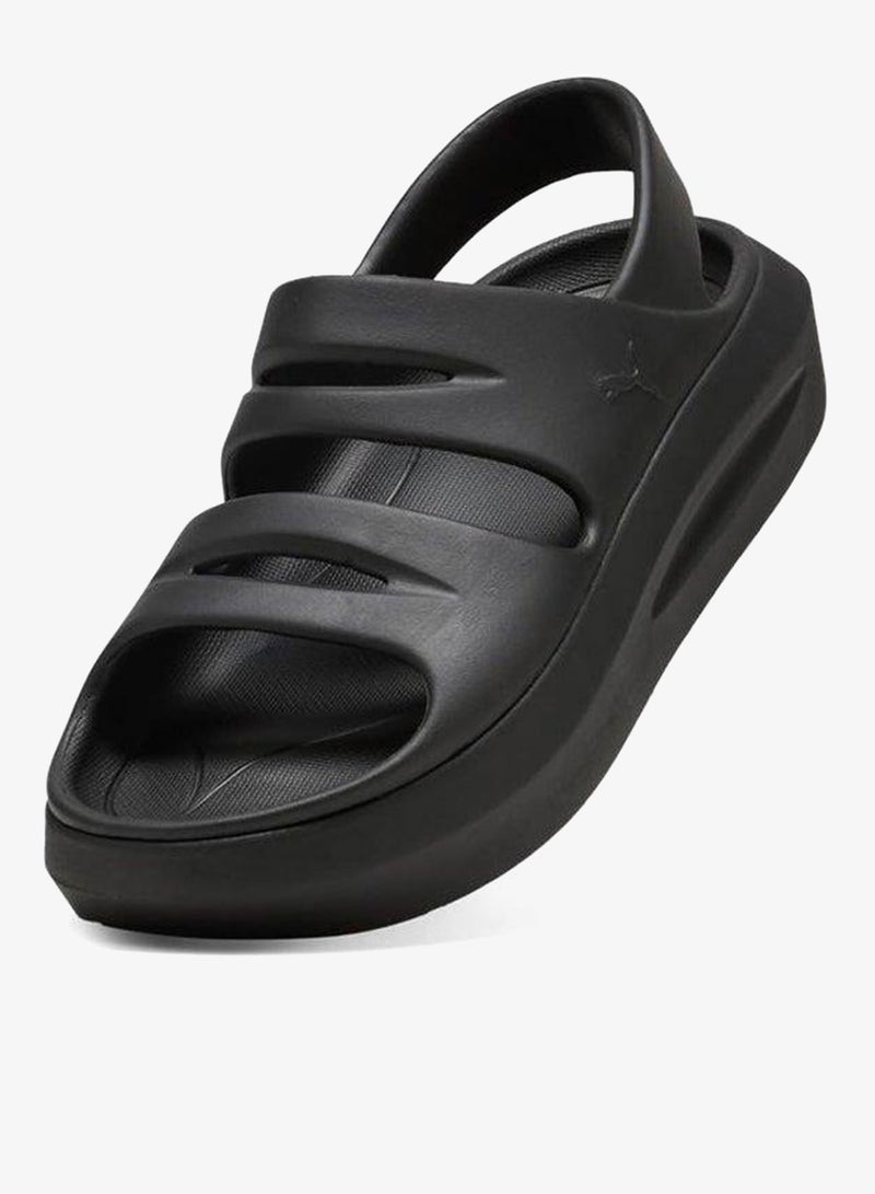 Flatter Sandal