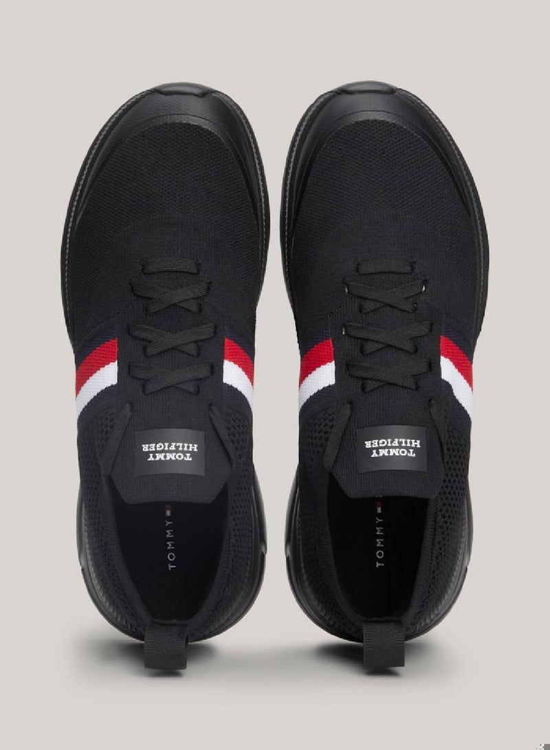 Th Modern Essential Cleat Runner Sneakers