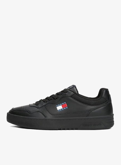 Casual Low Top Sneakers