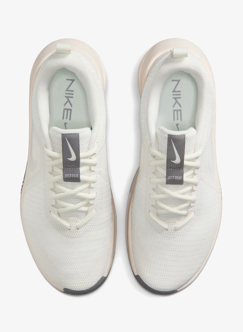 W NIKE MC TRAINER 3
