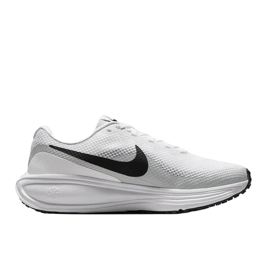 Nike Revolution 8