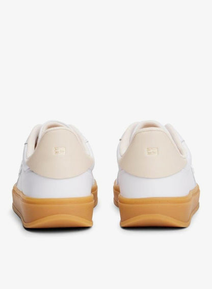 Premium Heritage Low Top Sneakers