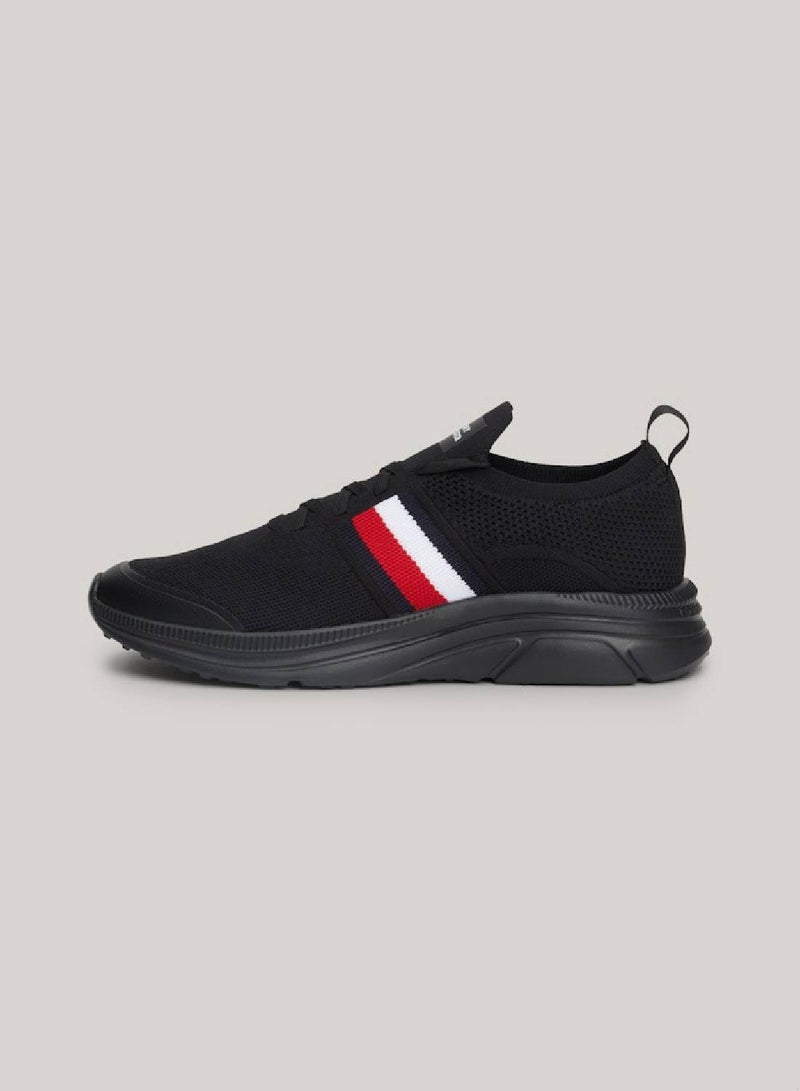 Th Modern Essential Cleat Runner Sneakers