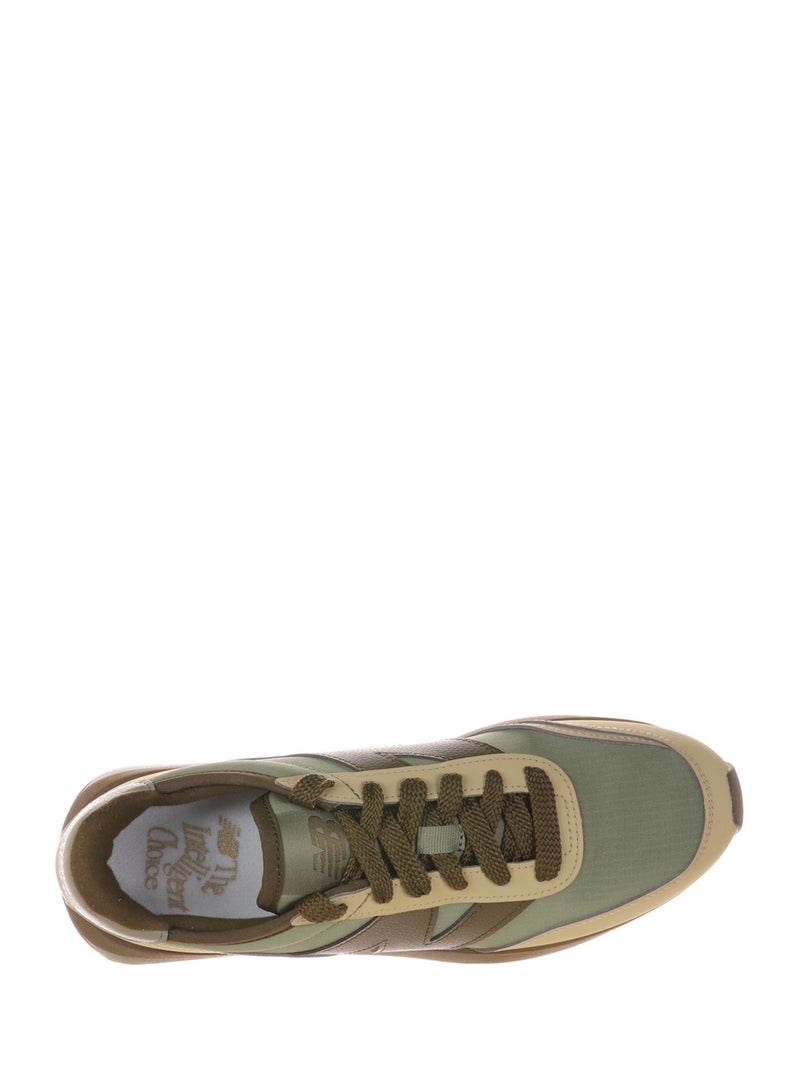 370 Sneakers