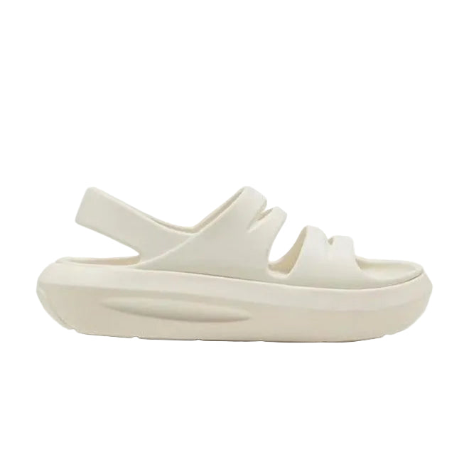 Flatter Sandal