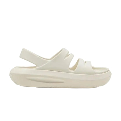 Flatter Sandal