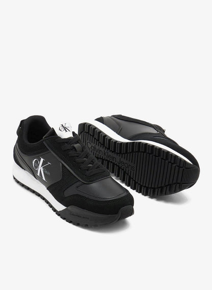 Casual Low Top Sneakers