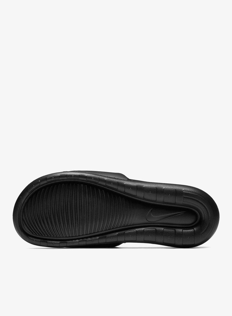 NIKE VICTORI ONE SLIDE