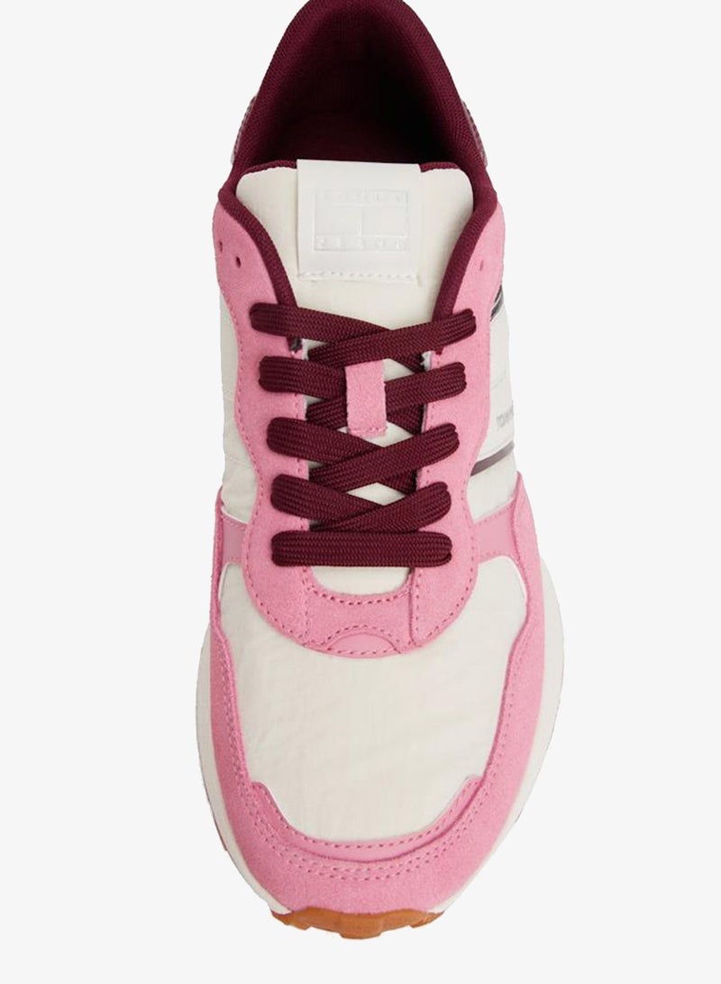 Cleated Runner