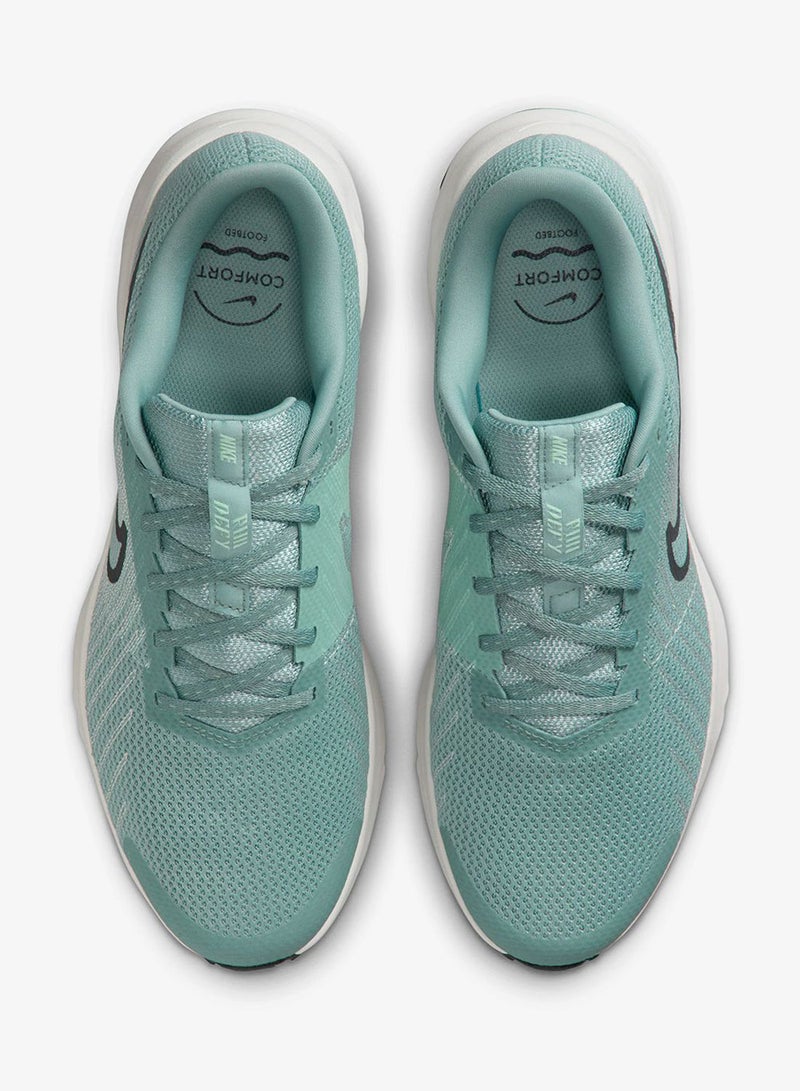 Nike Run Defy