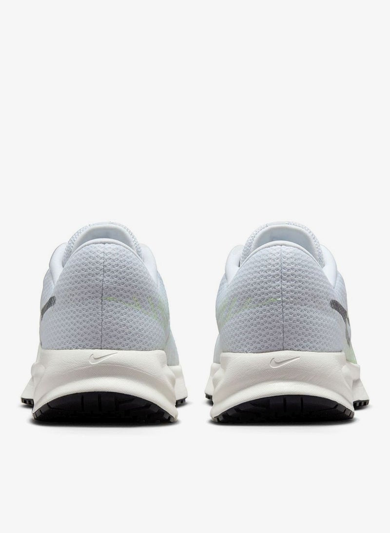Nike Run Defy