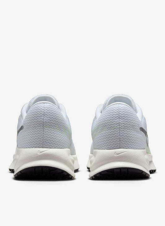 Nike Run Defy