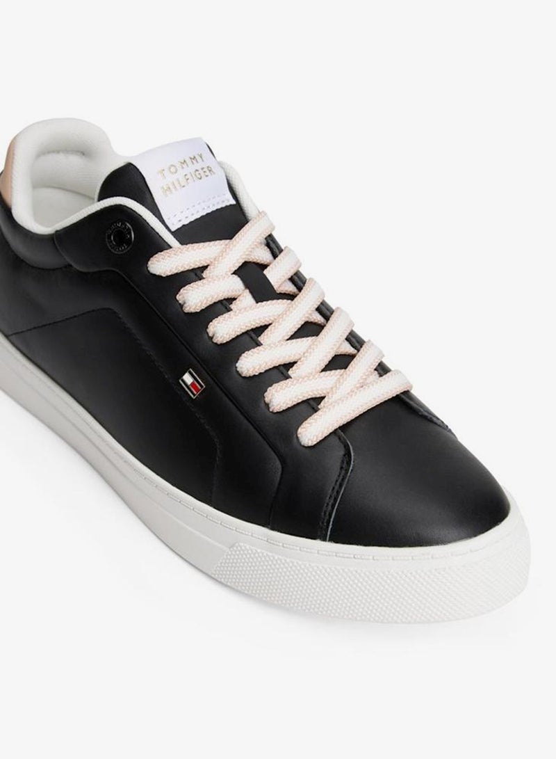 Icon Court Sneaker