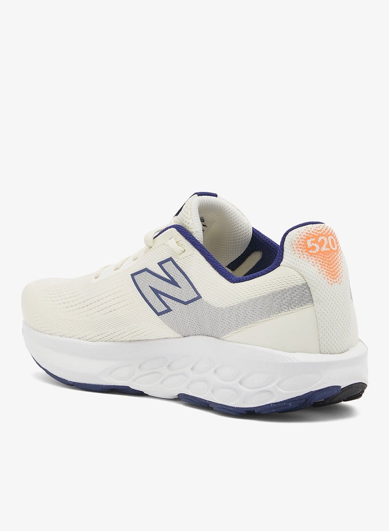 520  Sports Shoes