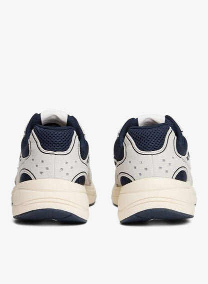 Casual Low Top Sneakers