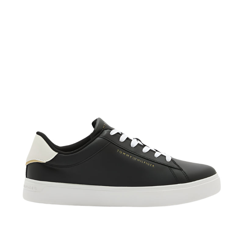Logo Detail Lace Up Low Top Sneakers