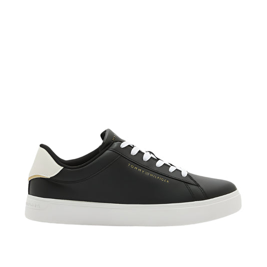 Logo Detail Lace Up Low Top Sneakers