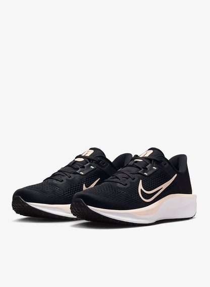 Nike Quest 6