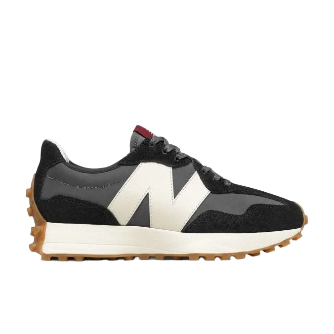 New Balance -BLACK (001)