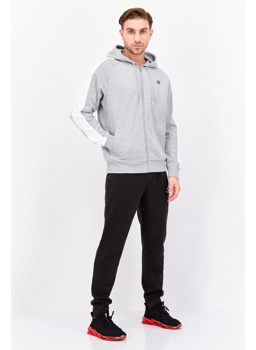 Men Sportswear Fit Long Sleeve Outdoor Hooded Jacket, Grey