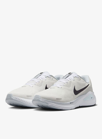 Nike Structure 26