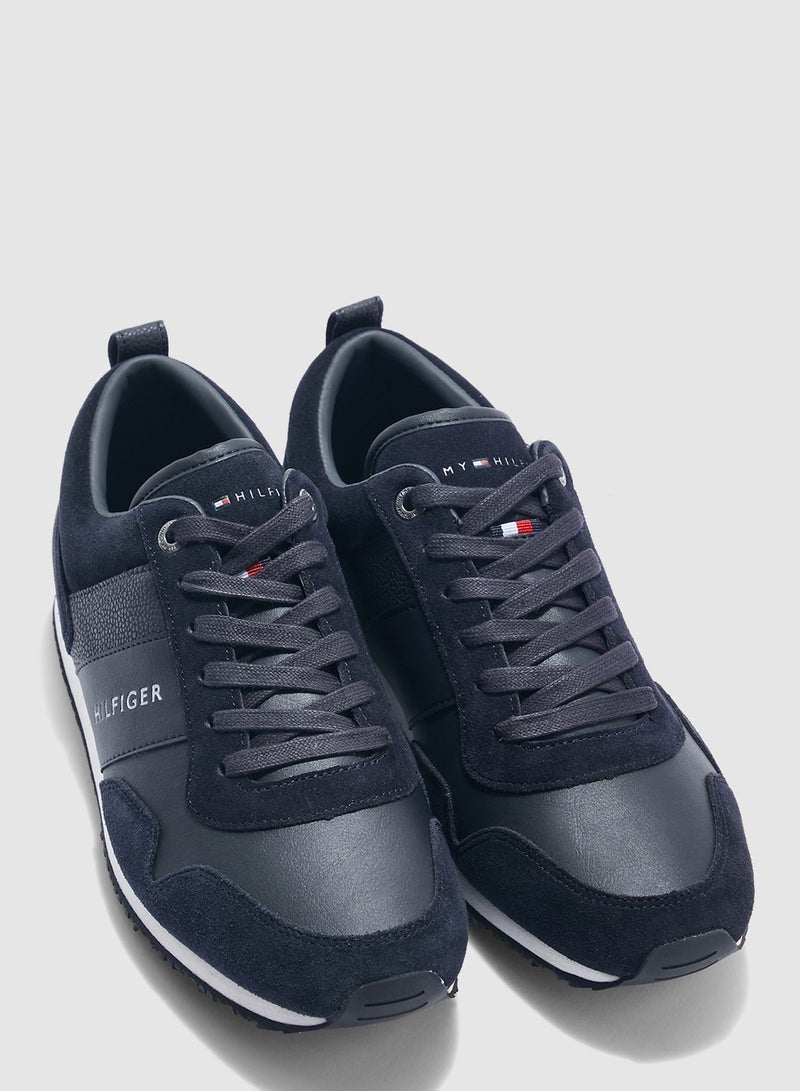Maxwell 11 Sneakers