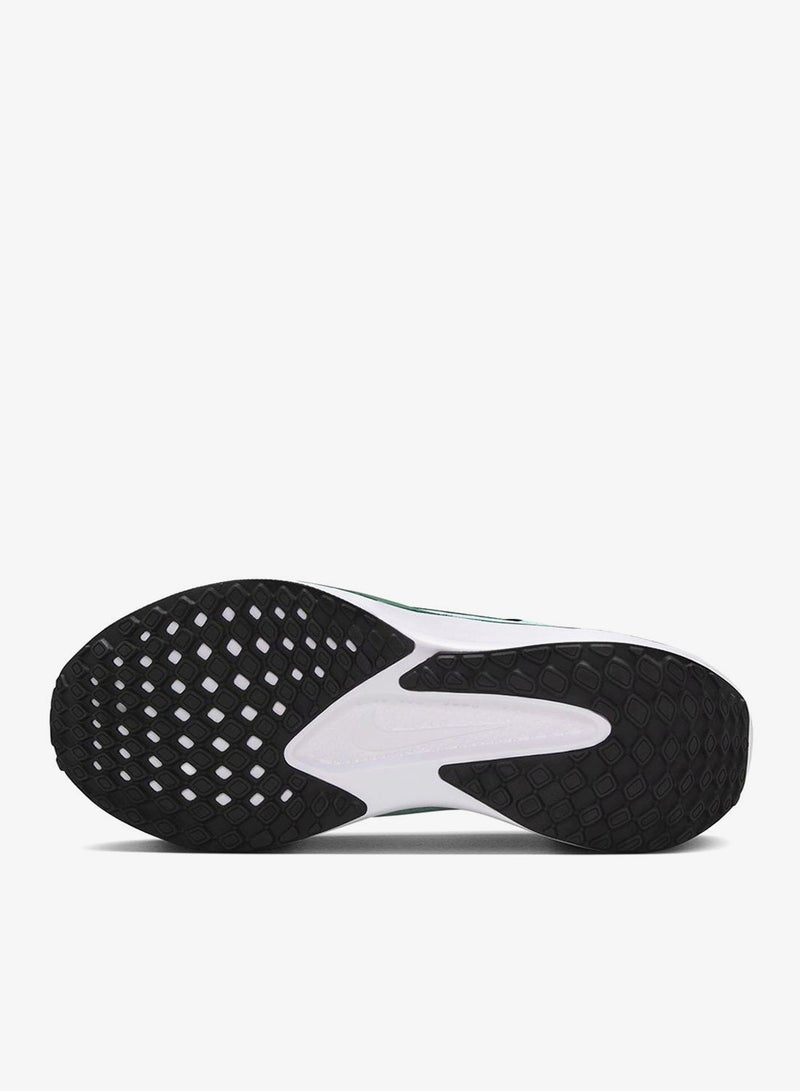 Nike Quest 6
